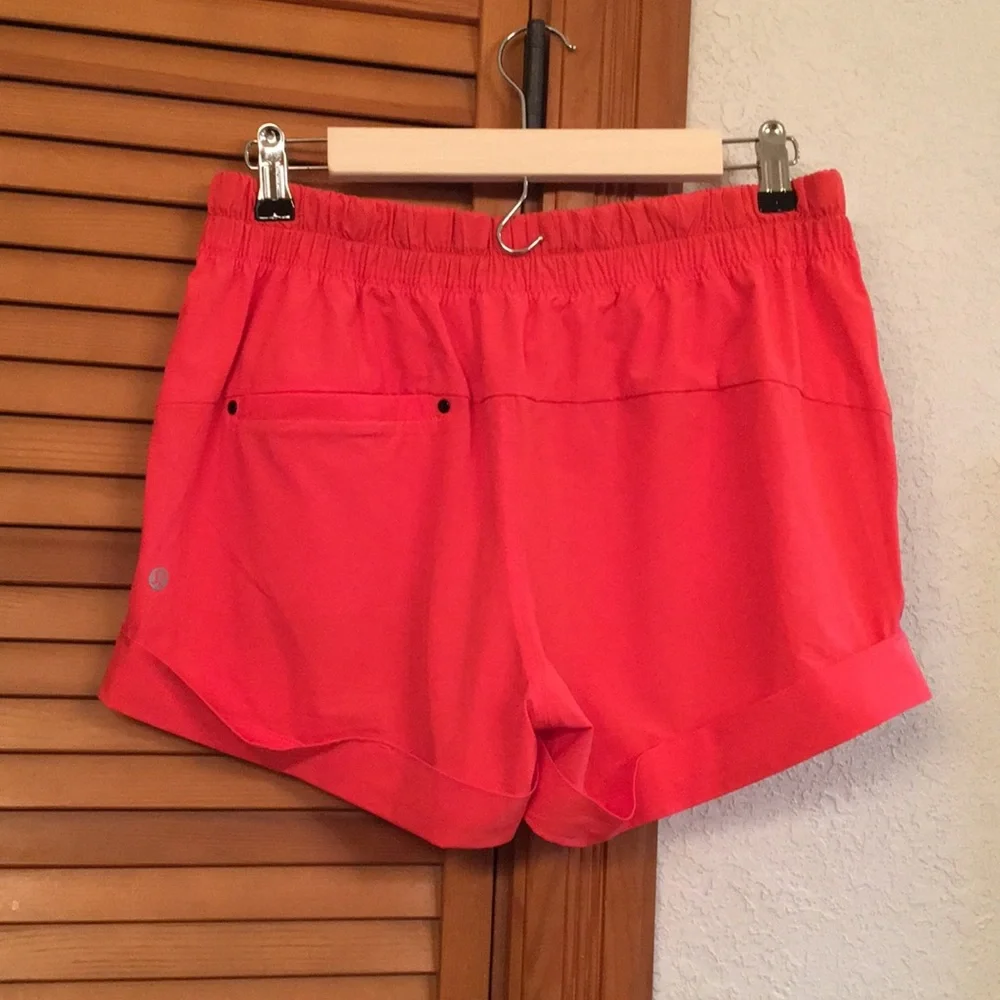 lululemon spring breakaway Shorts